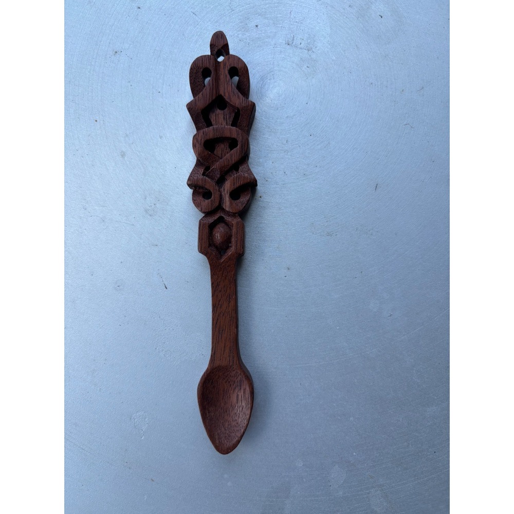 Vintage 1984 Chirk Wales Hand Carved Wooden Celtic Love Spoon Folk Art 6.25 inch